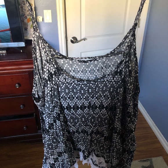 Tank top - Picture 3 of 4